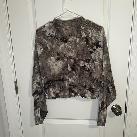 Gym Shark Elevate Woven Jacket Womens Size Medium Crop Zip Up Athletic Gymwear - Picture 5 of 5